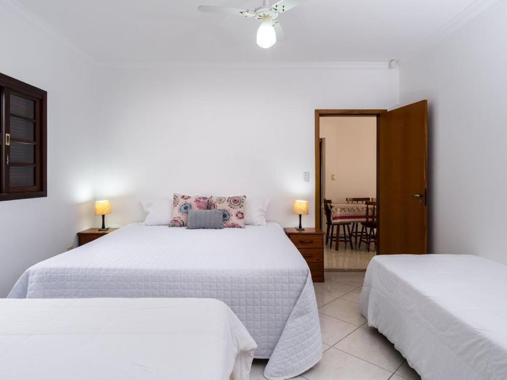 Casa Ampla E Arejada, Com Piscina E Churrasqueira - 03